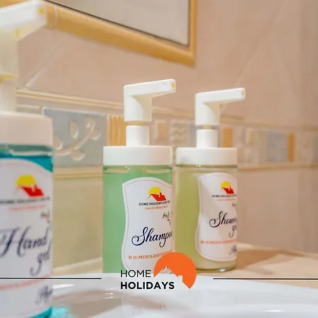 #166 Frat By Holidays * アルブフェイラ